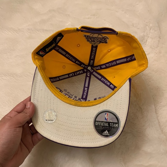 Los Angeles Lakers SnapBack - Picture 2 of 4